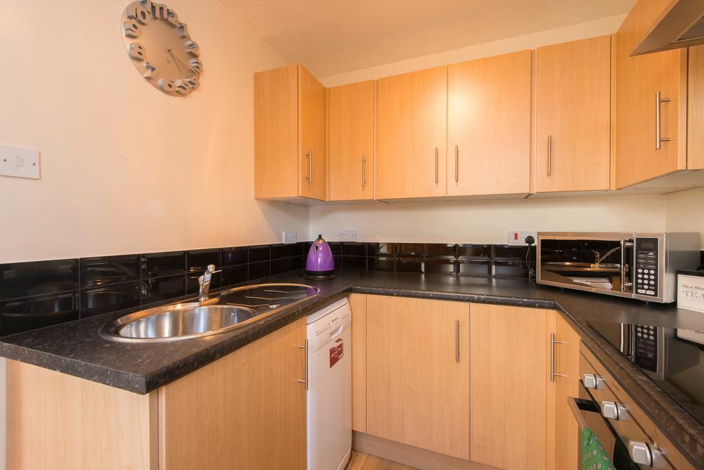 Gunnado Apartment เซนต์ออสเทลล์ ห้อง รูปภาพ